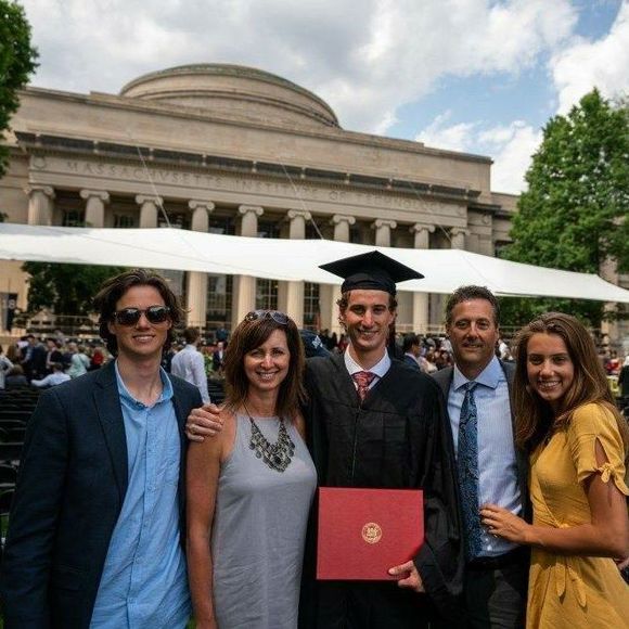 Meet your Posher, Shelly - Picture 1 of 1